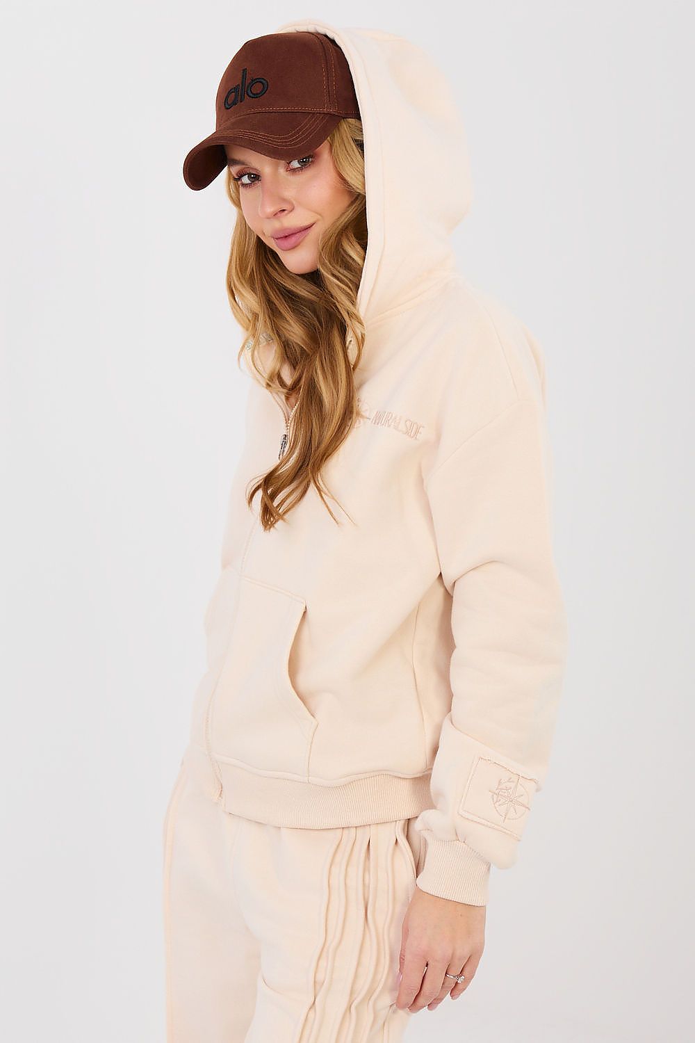  Sweater model 224120 Factory Price 